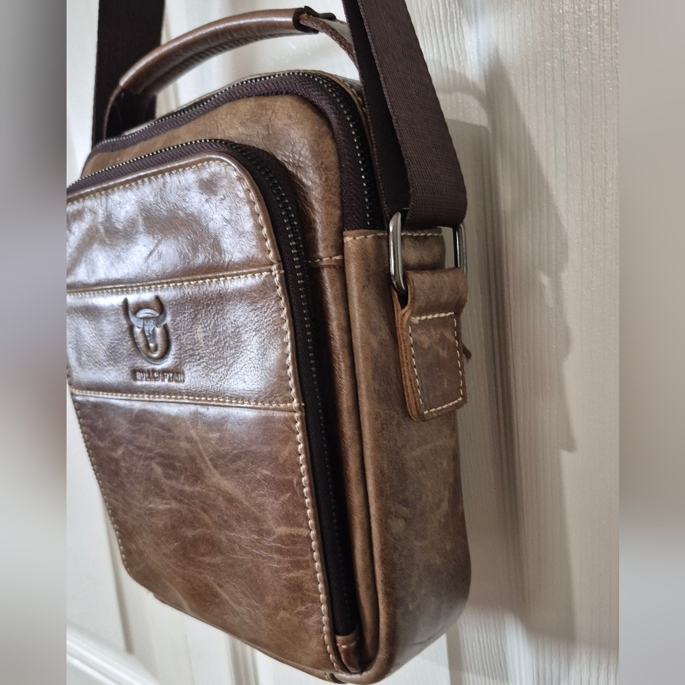Bull Captain Genuine leather mens messenger business And travel bag Crossbody - Picture 4 of 10